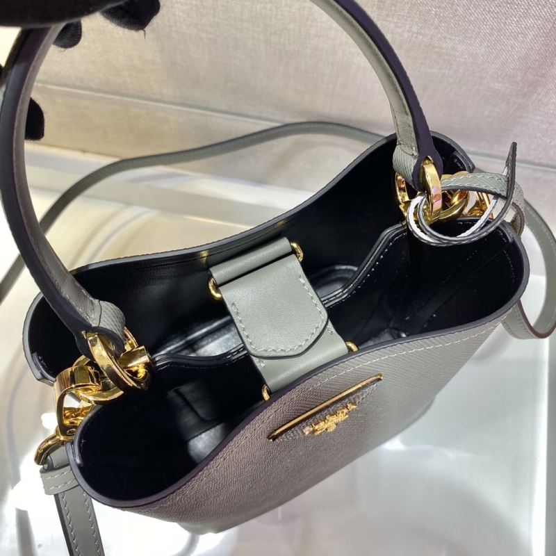 Pra*a top handle bags